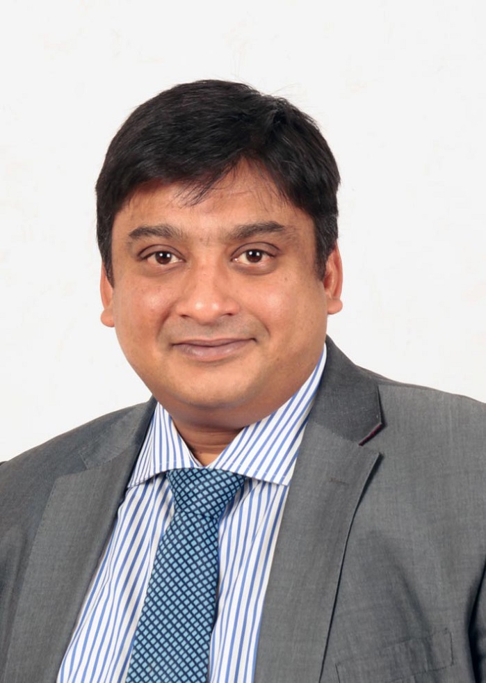 Professor of Technical Textiles Parikshit Goswami has been awarded a Silver Medal by the Society of Dyers and Colourists. © University of Huddersfield